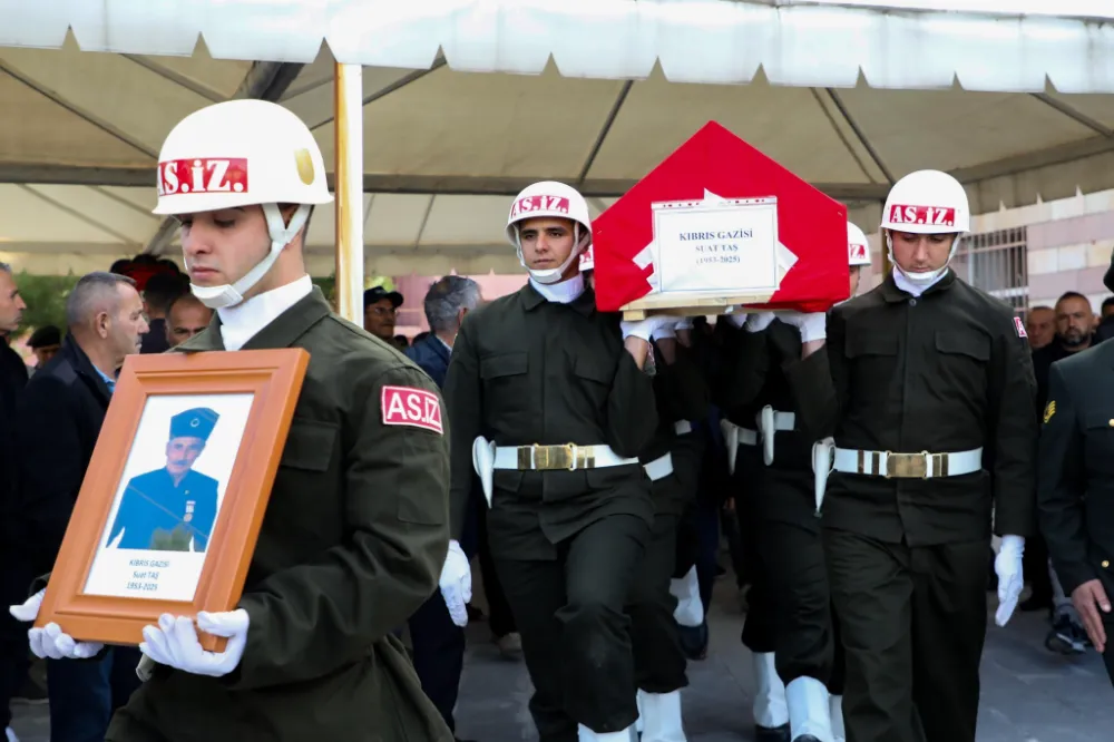 ÇİFTLİK’TE KIBRIS GAZİSİ SON YOLCULUĞUNA UĞURLANDI