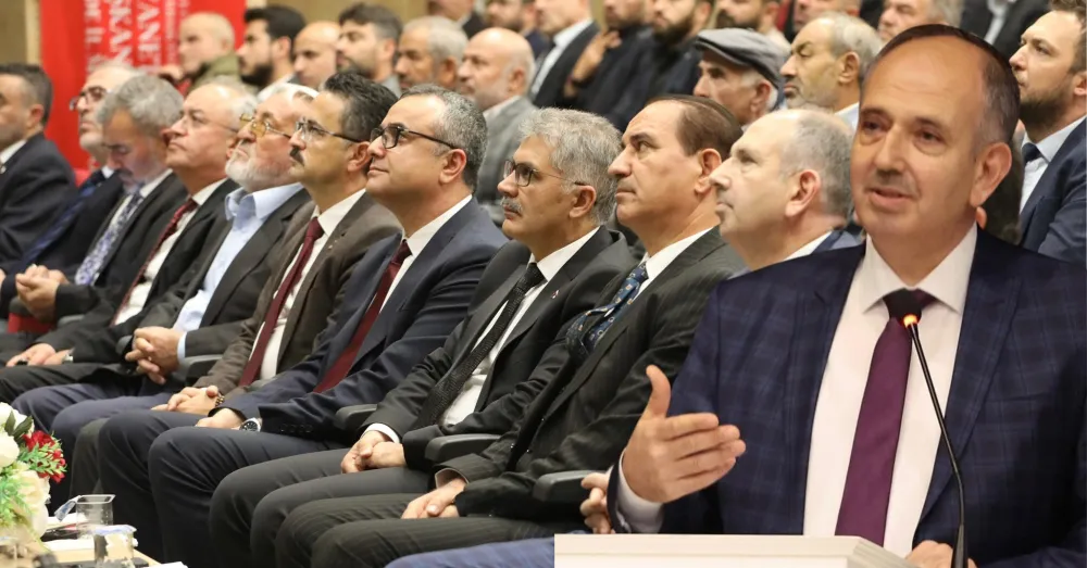 NİĞDE’DE “PEYGAMBERİMİZ, CAMİ VE NAMAZ” KONFERANSI GERÇEKLEŞTİRİLDİ