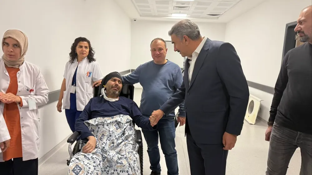 VEKİL UZKURT’TAN NİĞDE’DE HASTALARA GEÇMİŞ OLSUN ZİYARETİ