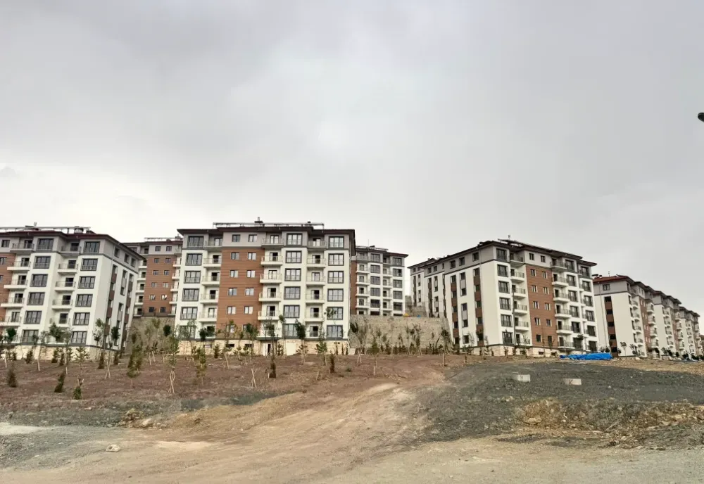 TOKİ’DEN NİĞDE’DE TESLİMAT! 285 AİLE YENİ EVİNE KAVUŞTU