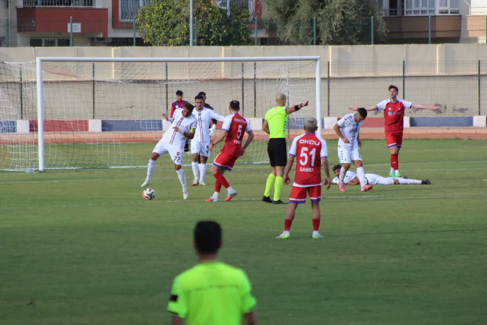 NİĞDE BELEDİYESPOR ZORLU DEPLASMANDAN BİR PUANLA DÖNDÜ