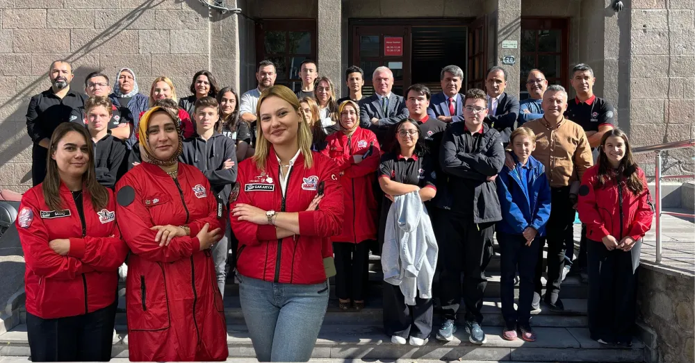 NİĞDELİ ÖĞRENCİLER TEKNOFEST 2025 FİNALLERİNDE İLİMİZİ GURURLA TEMSİL ETTİ