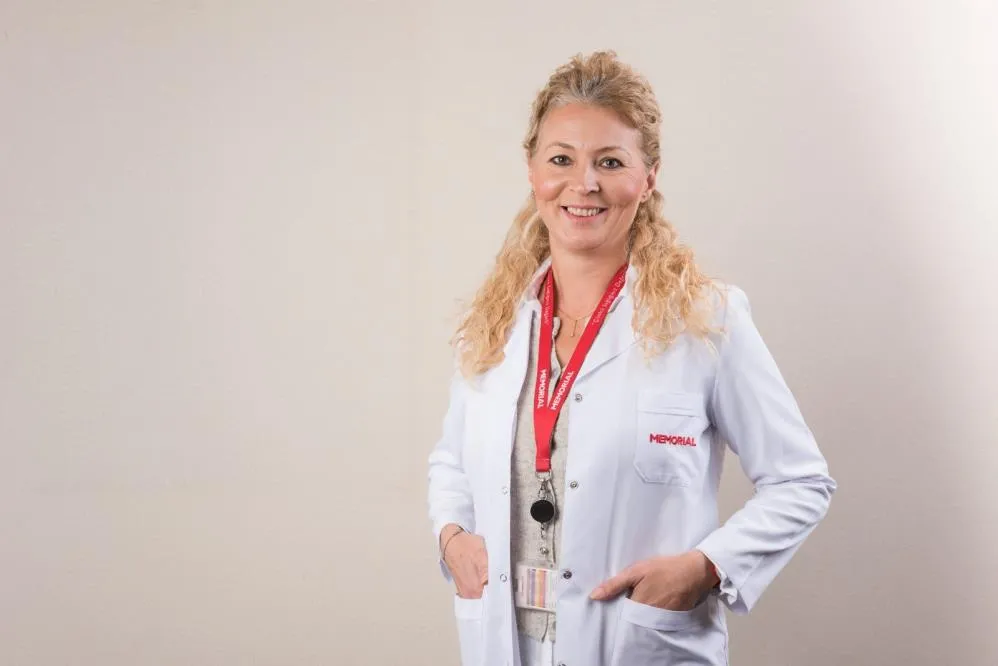 UZMAN DOKTOR ŞİRİN ELMİ: 