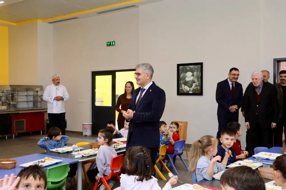 VALİ ÇELİK’TEN ODTÜ GELİŞTİRME VAKFI NİĞDE ÖZEL OKULLARINA ZİYARET