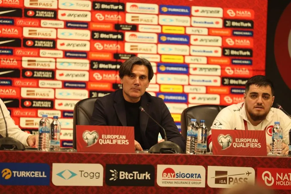 VİNCENZO MONTELLA: 
