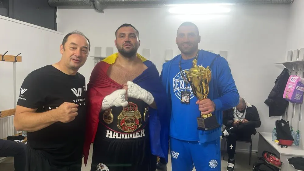 TÜRK KULÜBÜNÜN BOKSÖRLERİNDEN ROMANYA