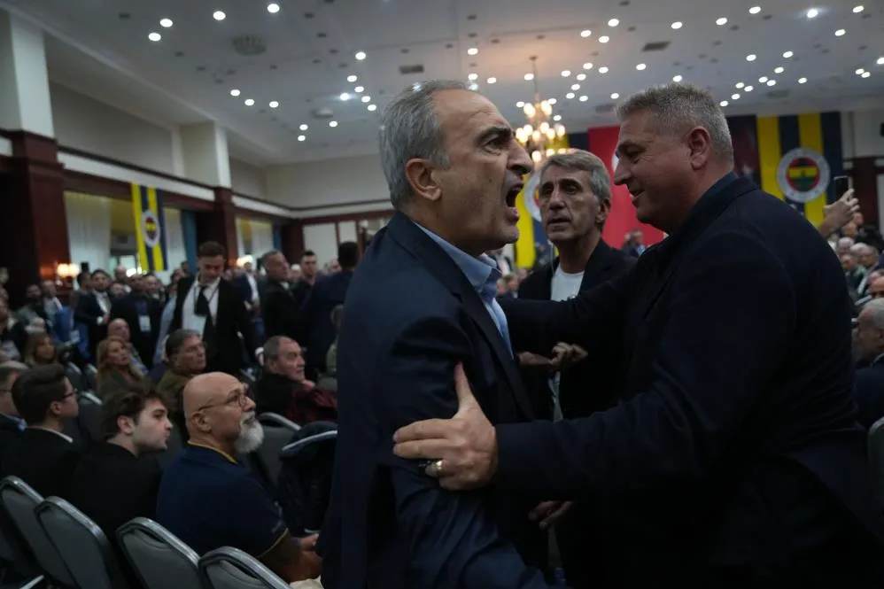 FENERBAHÇE YÜKSEK DİVAN KURULU TOPLANTISI