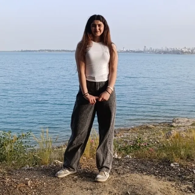 16 YAŞINDAKİ KIZDAN 3 GÜNDÜR HABER ALINAMIYOR