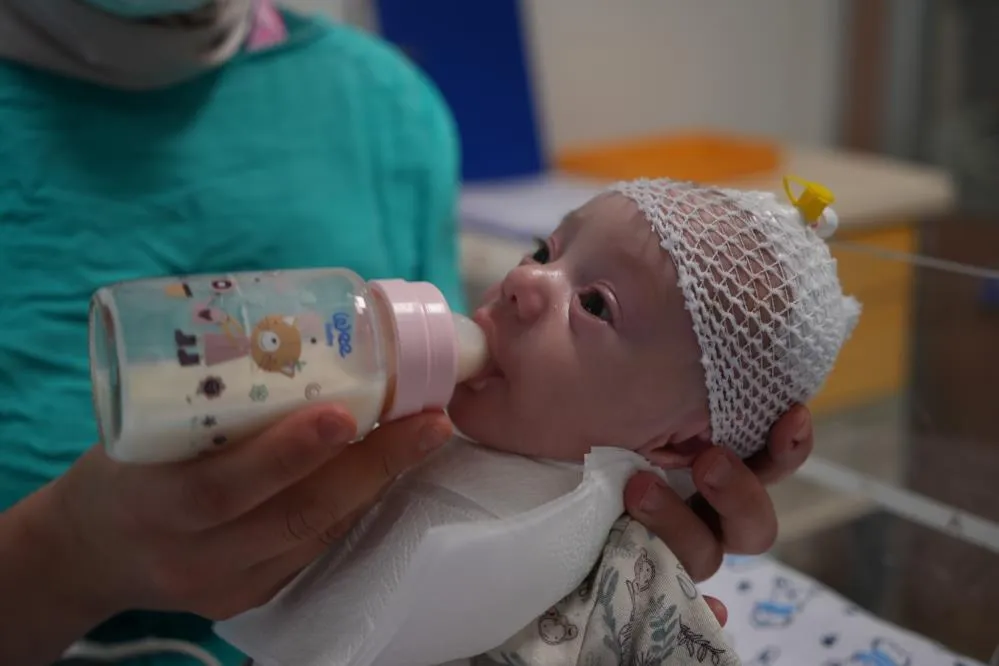 KALP DAMARLARI TERS DOĞMUŞTU, 4,5 SAATLİK BAŞARILI OPERASYON