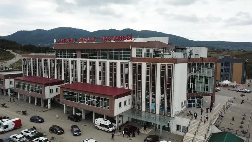 KARIN AĞRISIYLA HASTANEYE GİDEN 16 YAŞINDAKİ KIZ ÇOCUĞU DOĞUM YAPTI, BEBEK HAYATINI KAYBETTİ