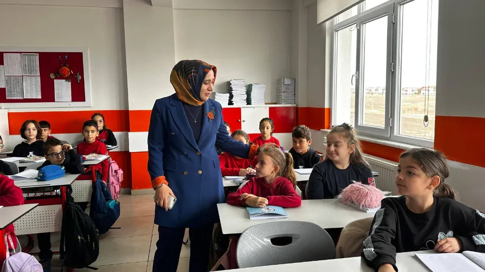 MÜDÜR ELİF ÖZBEK, ÖZEL NİĞDE AKKOL OKULLARINI ZİYARET ETTİ