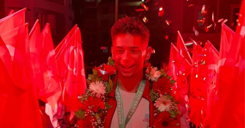 ULUKIŞLALI MİLLİ SPORCU DÜNYA ŞAMPİYONU OLDU