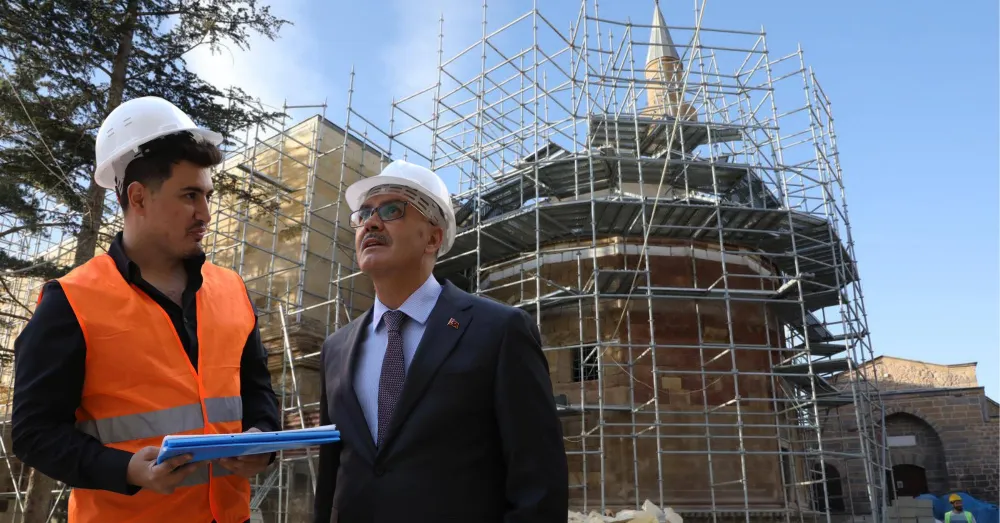 NİĞDE’NİN TARİHİ SUNGURBEY CAMİİ’NDE RESTORASYON İNCELEMESİ