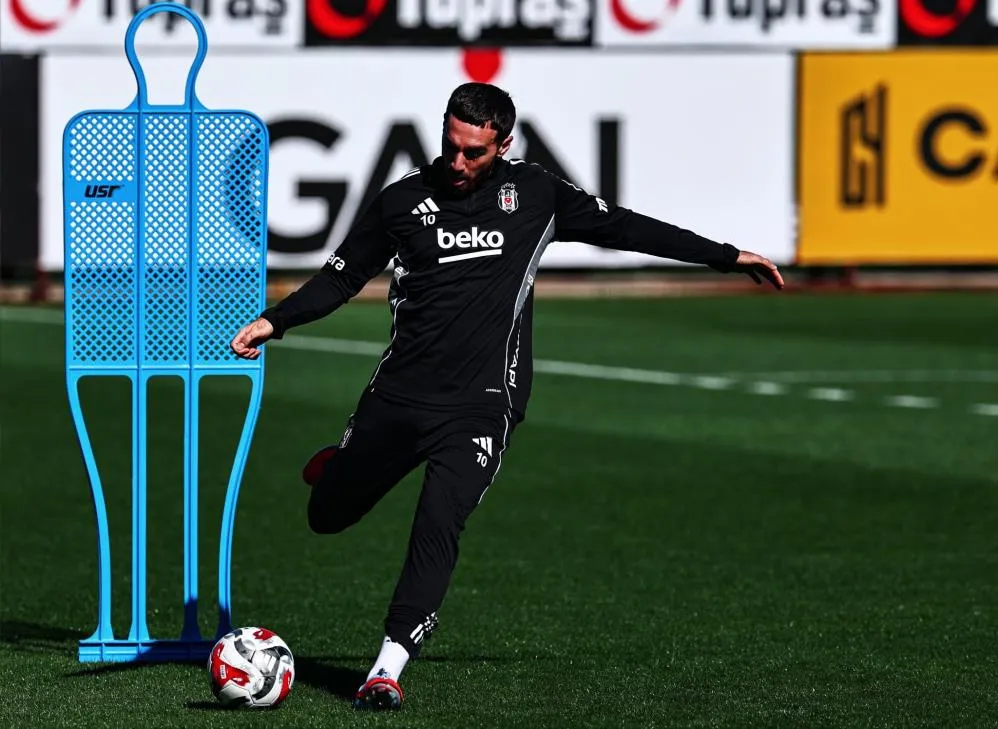 BEŞİKTAŞ, FENERBAHÇE DERBİSİNİN HAZIRLIKLARINI SÜRDÜRDÜ