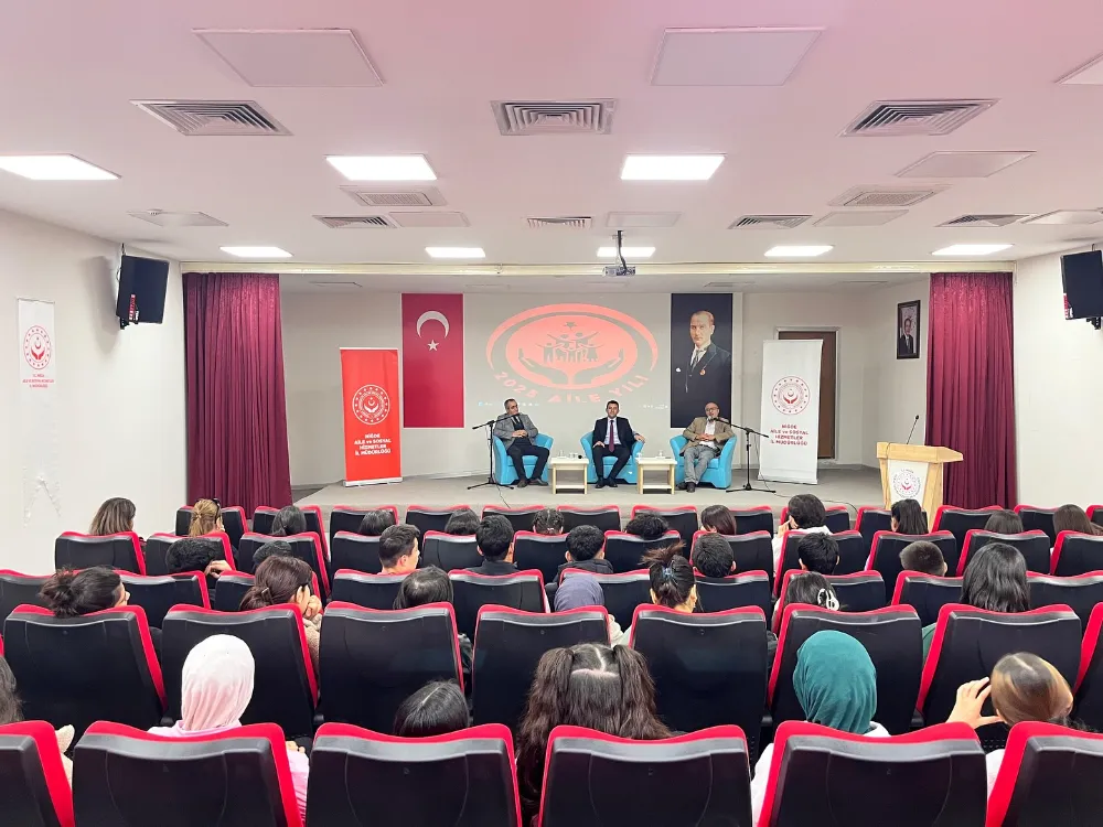 ROL MODEL BULUŞMALARINDA İLHAM VEREN HİKÂYELER