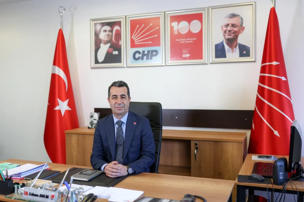 ERHAN ADEM’DEN 29 EKİM CUMHURİYET BAYRAMI MESAJI