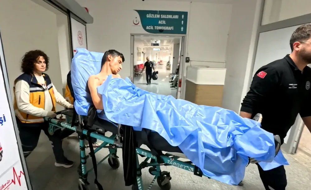 GENÇLERİN KAVGASI KANLI BİTTİ! 1 AĞIR YARALI