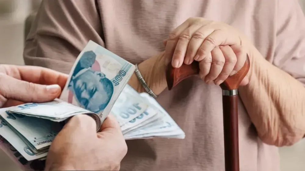 SGK BORCU OLANLARIN MAAŞINDAN YÜZDE 25 KESİNTİ YOLDA