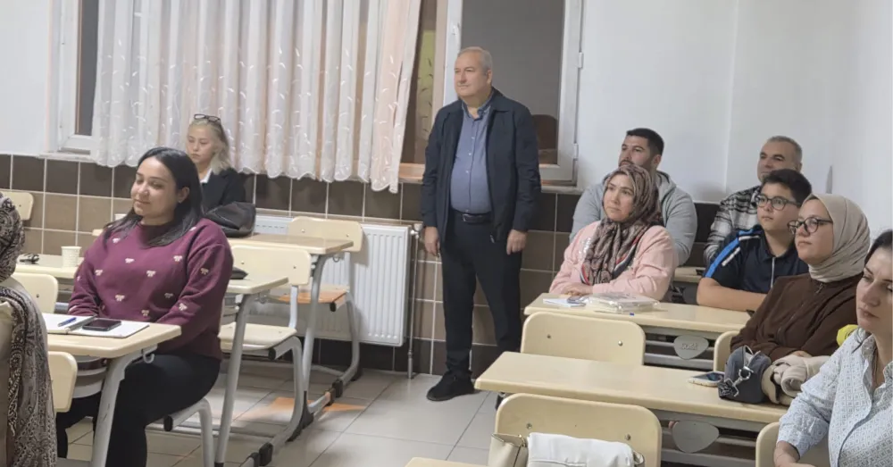 NİĞDE HALK EĞİTİMİ MERKEZİ’NDEN İŞ HAYATINDA İLETİŞİM VURGUSU