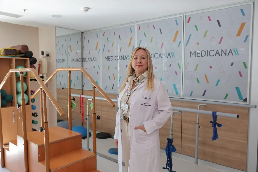 PROF. DR. FİGEN AYHAN: 