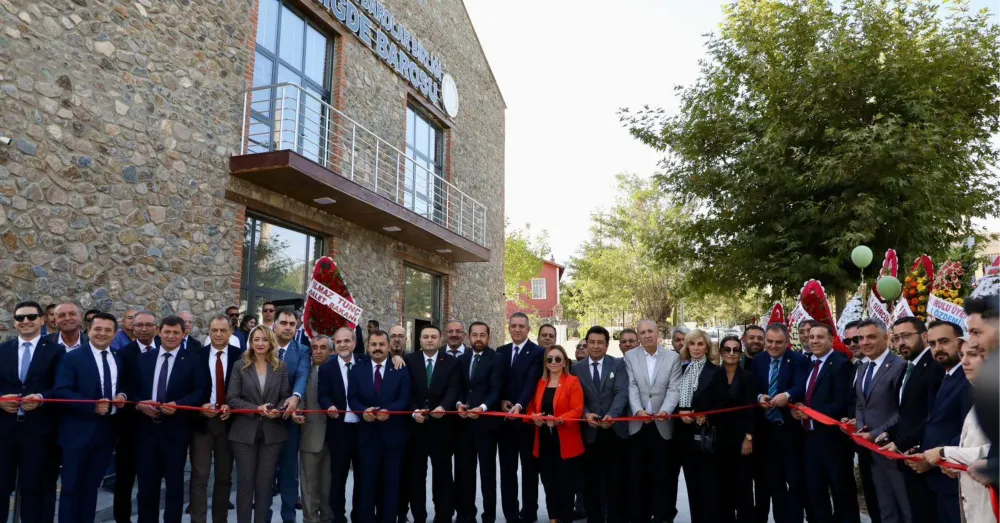 NİĞDE BAROSU HİZMET BİNASI VE SOSYAL TESİSİ AÇILDI