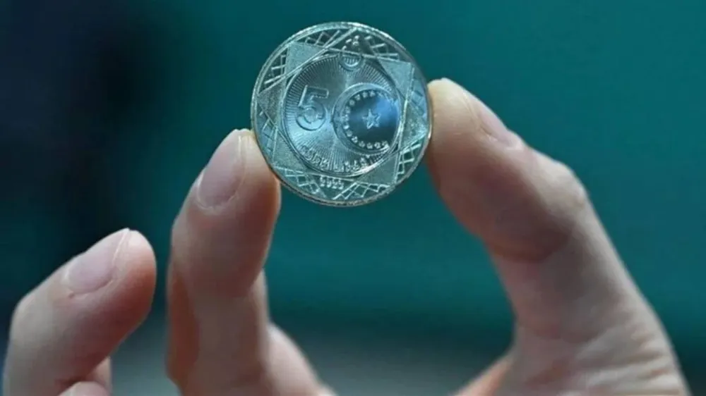 8 AY SONRA İLK: YENİ MADENİ PARALAR TEDAVÜLE GİRDİ