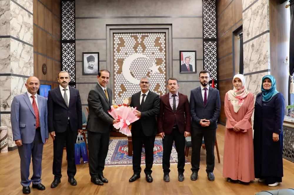 CAMİLER VE DİN GÖREVLİLERİ HAFTASI’NDA İL MÜFTÜSÜ’NDEN VALİ ÇELİK’E ZİYARET