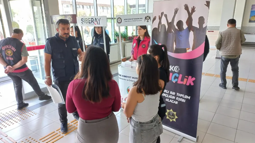 NİĞDE’DE ÜNİVERSİTE ÖĞRENCİLERİNE SİBER GÜVENLİK EĞİTİMİ