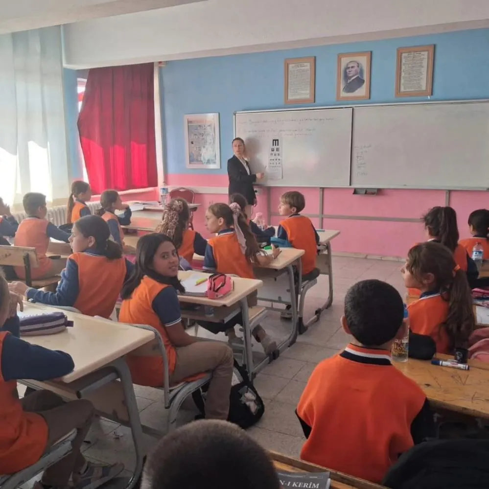 ÖĞRENCİLERE GÖZ TARAMASI YAPILDI