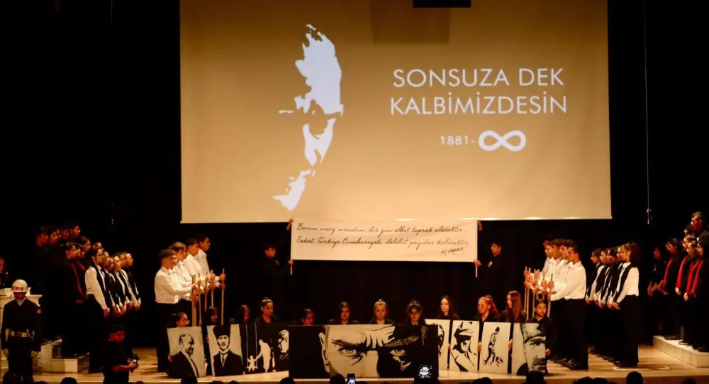 NİĞDE’DE 10 KASIM ANMA PROGRAMI DUYGU DOLU ANLARA SAHNE OLDU