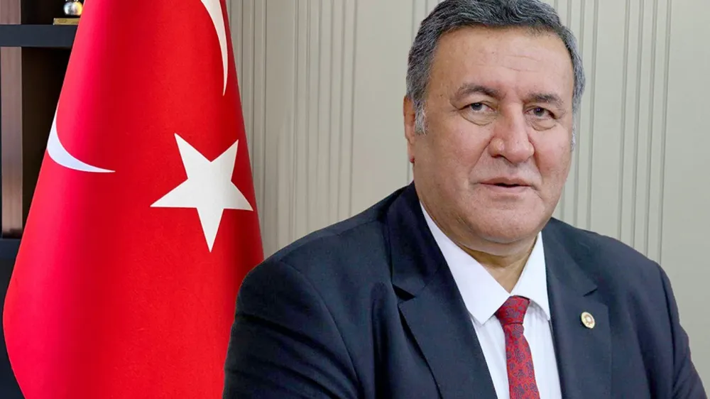 GÜRER: “ATATÜRK’ÜN İLKELERİ, AYDINLIK YARINLARIMIZIN TEMİNATIDIR”