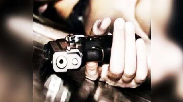 23 YAŞINDAKİ KADIN, EŞİNİN SİLAHIYLA YAŞAMINA SON VERDİ