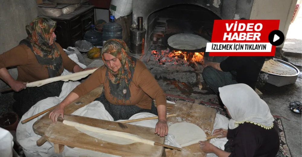NİĞDE’DE KIŞLIK EKMEKLER İMECE USULÜYLE HAZIRLANIYOR