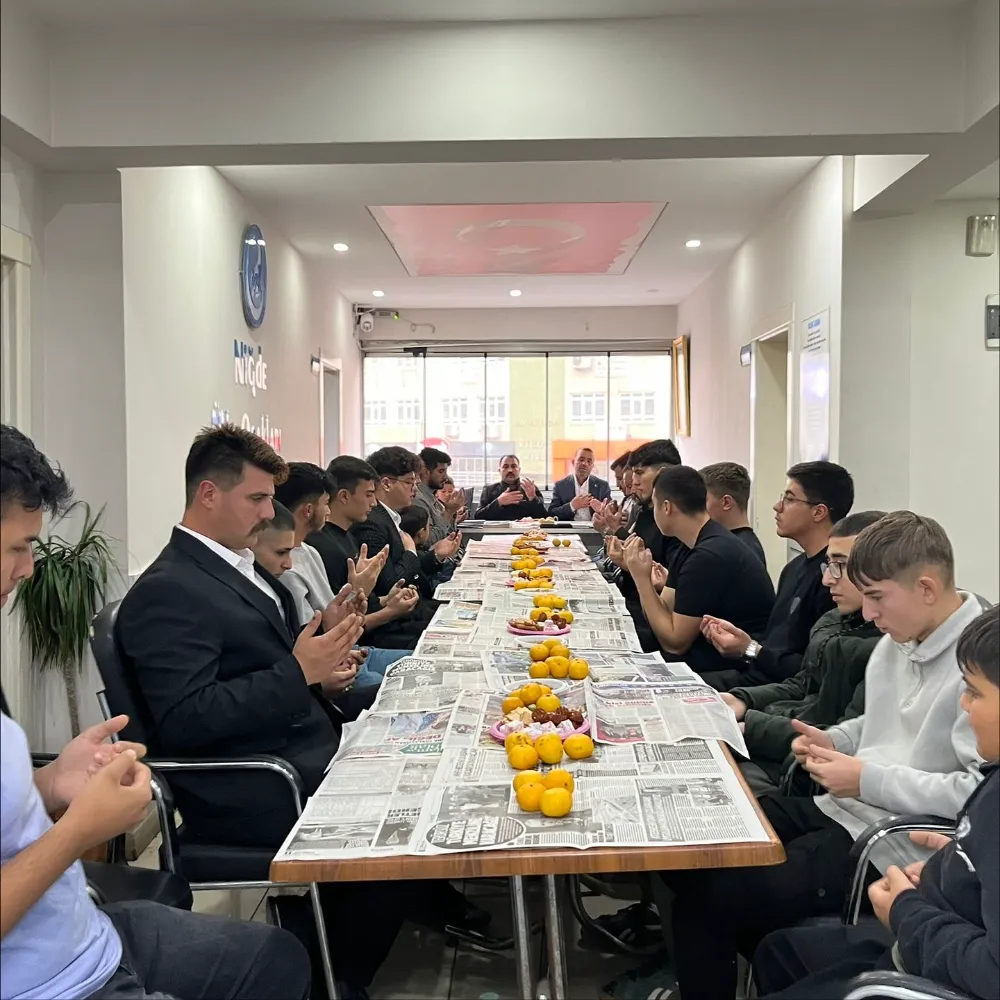 VATAN SİZE MİNNETTARDIR: ÜLKÜ ŞEHİTLERİ İÇİN KUR’AN-I KERİM TİLAVETİ DÜZENLENDİ