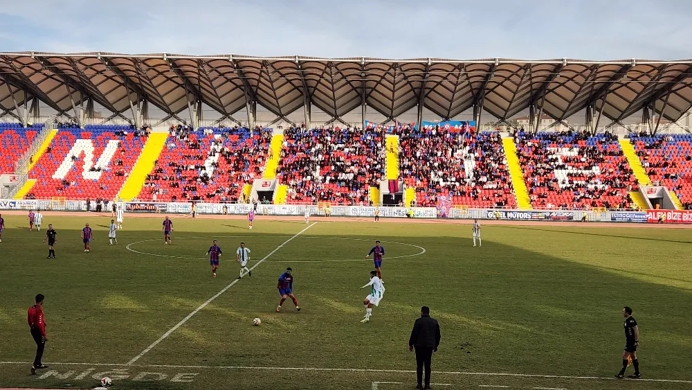 NİĞDE BELEDİYESPOR, İLK MAĞLUBİYETİNİ ALDI 