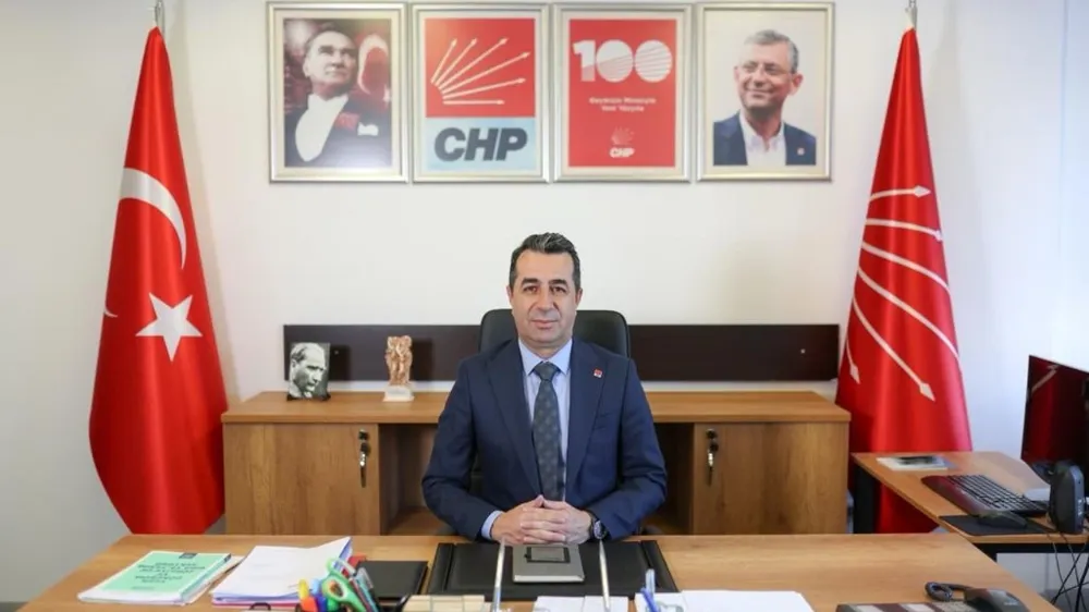 ERHAN ADEM’DEN SERT ELEŞTİRİ: “GIDA ENFLASYONUNUN NEDENİ DOĞA DEĞİL, YANLIŞ YÖNETİM!”