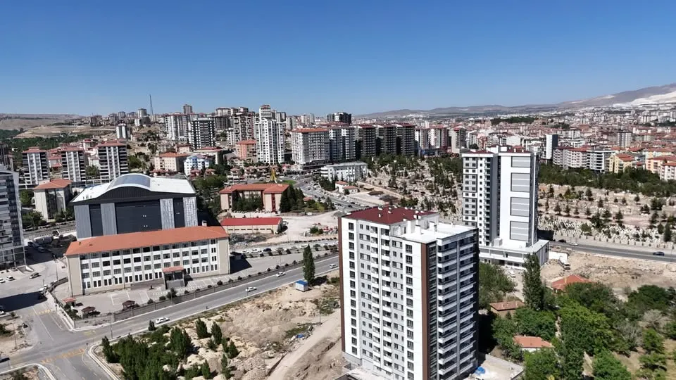 NİĞDE BORCA BATTI!