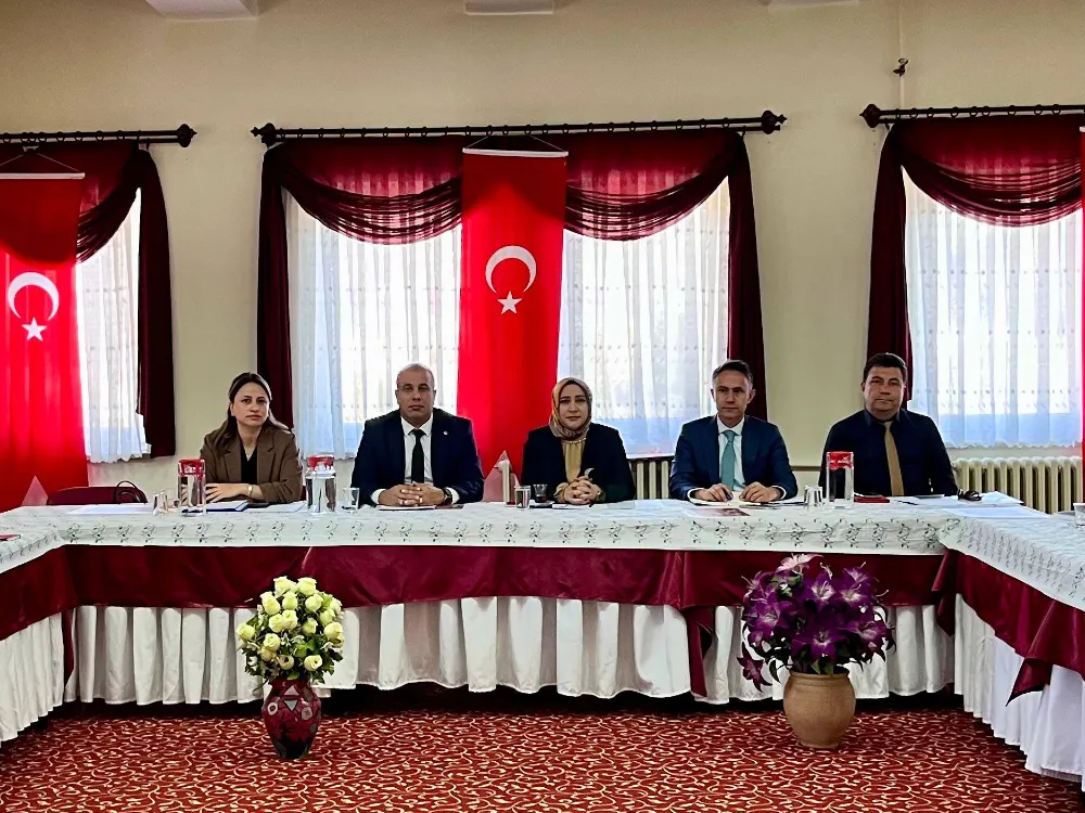 ÇAMARDI’DA EĞİTİM DEĞERLENDİRME TOPLANTISI YAPILDI