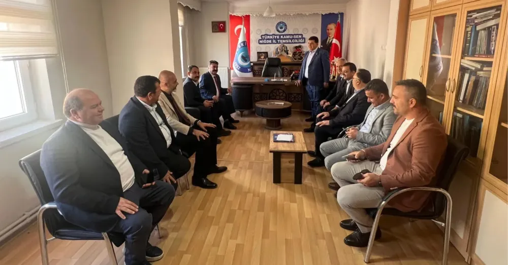 MHP’DEN KAMU-SEN’E ZİYARET