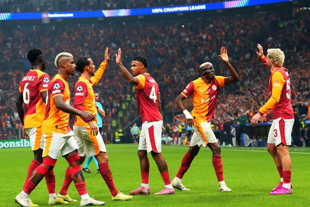 GALATASARAY, AJAX MAÇINA HAZIR