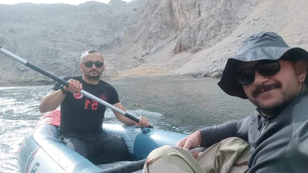 NİĞDE ÇİNİLİ GÖL’DE BİR İLK: BOLKARLARIN ZİRVESİNDE KANO KEYFİ