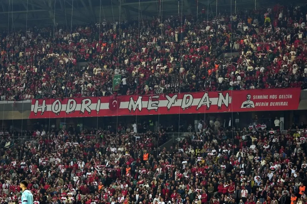 KOCAELİSPOR TARAFTARINA 