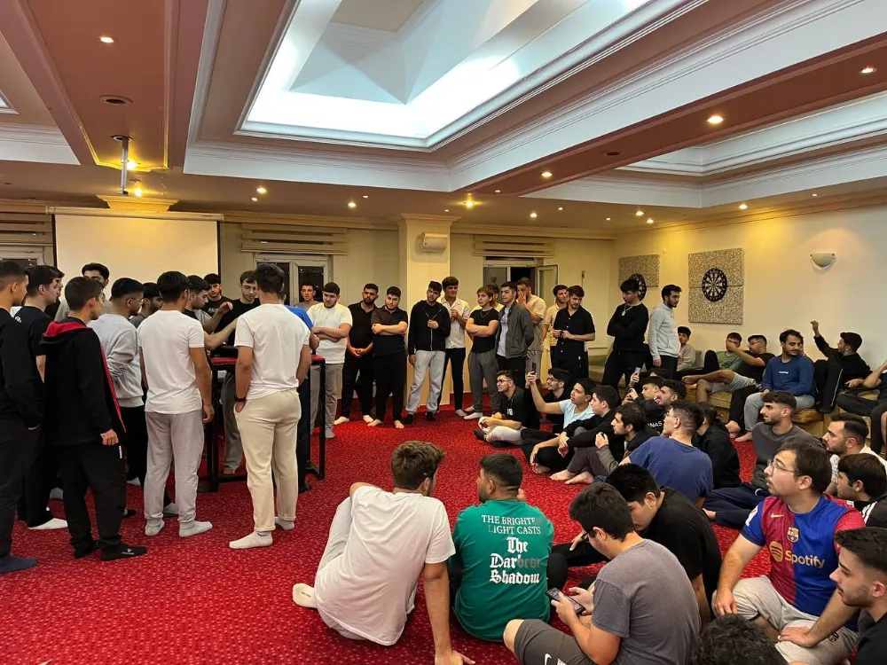 DİYANET GENÇLİK’TEN ÜNİVERSİTELİLERE MANEVİ DOKUNUŞ