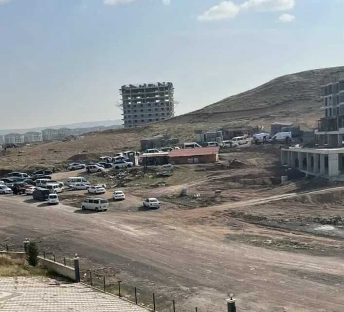 4. KATTAN DÜŞEN İNŞAAT İŞÇİSİ HAYATINI KAYBETTİ