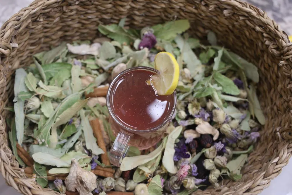 UZMANI UYARDI: BİTKİ ÇAYLARINI DOZUNDA KULLANIN