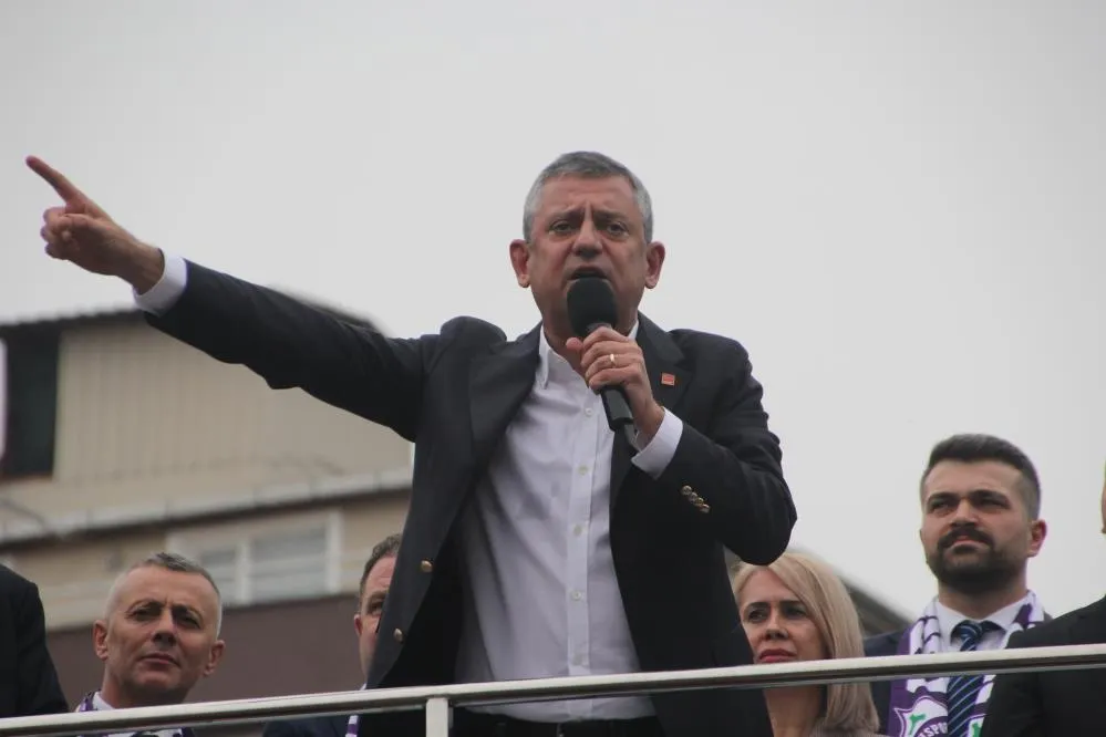 CHP GENEL BAŞKANI ÖZEL