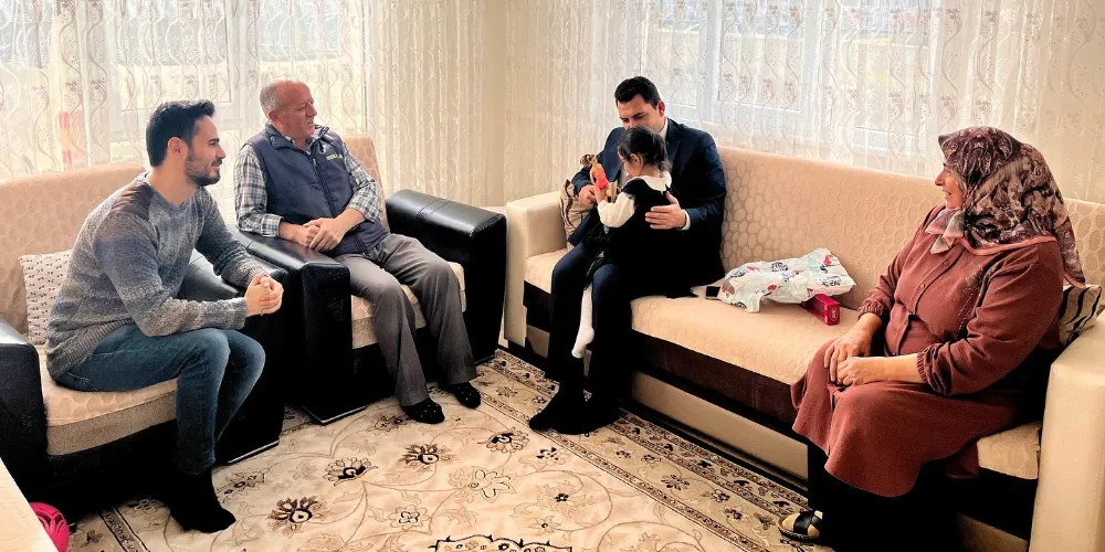 Koruyucu Ailelerin Yanındayız”