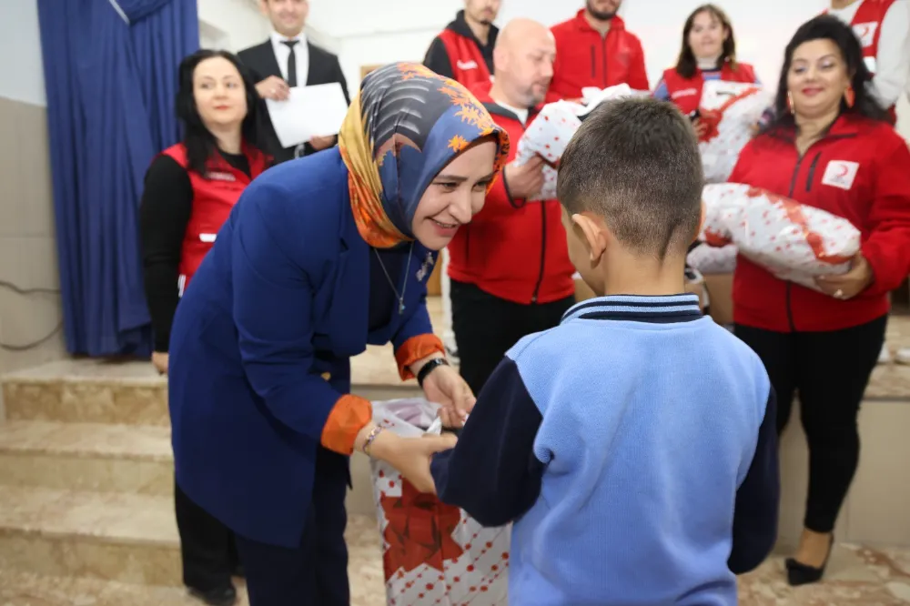 Çamardı Nazmiye Pınar İlkokuluna Anlamlı Ziyaret