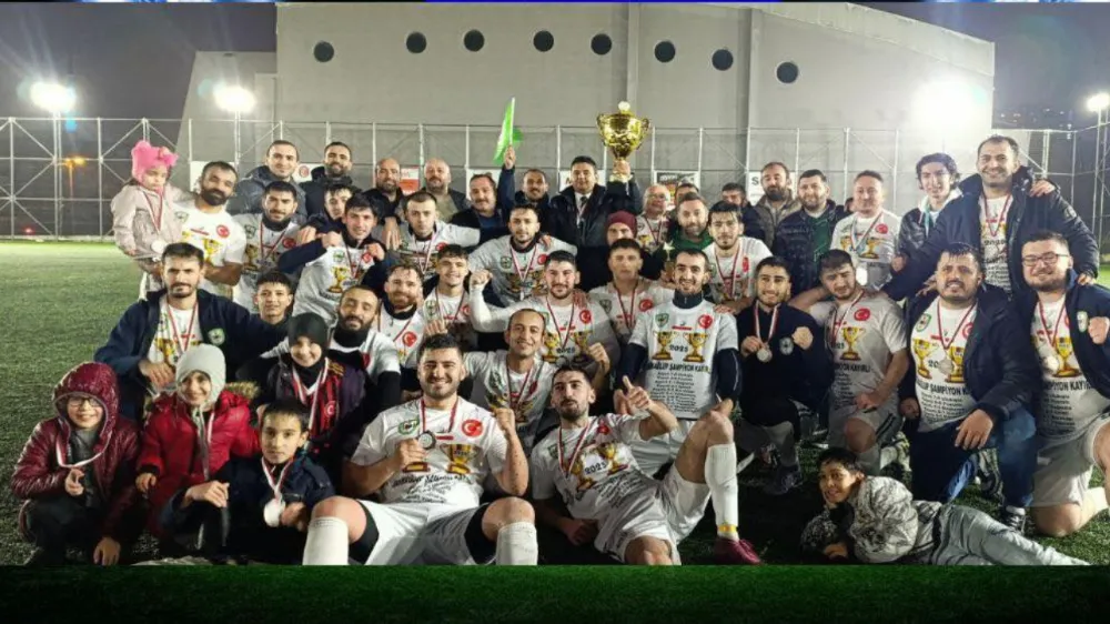 Kayırlı Futbol Takımı 6. NİĞDEF Turnuvası’nda Şampiyon Oldu