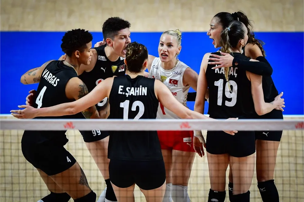 A MİLLİ KADIN VOLEYBOL TAKIMI